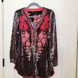 John Mark Embroidered Button Tunic. Size S
